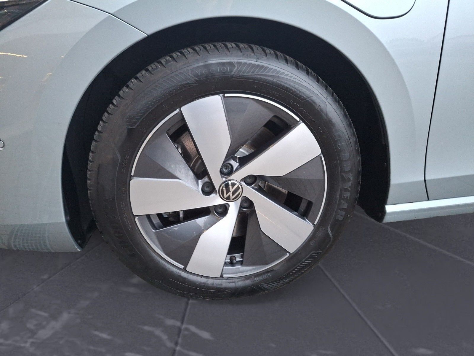 Volkswagen Passat - Bild 12