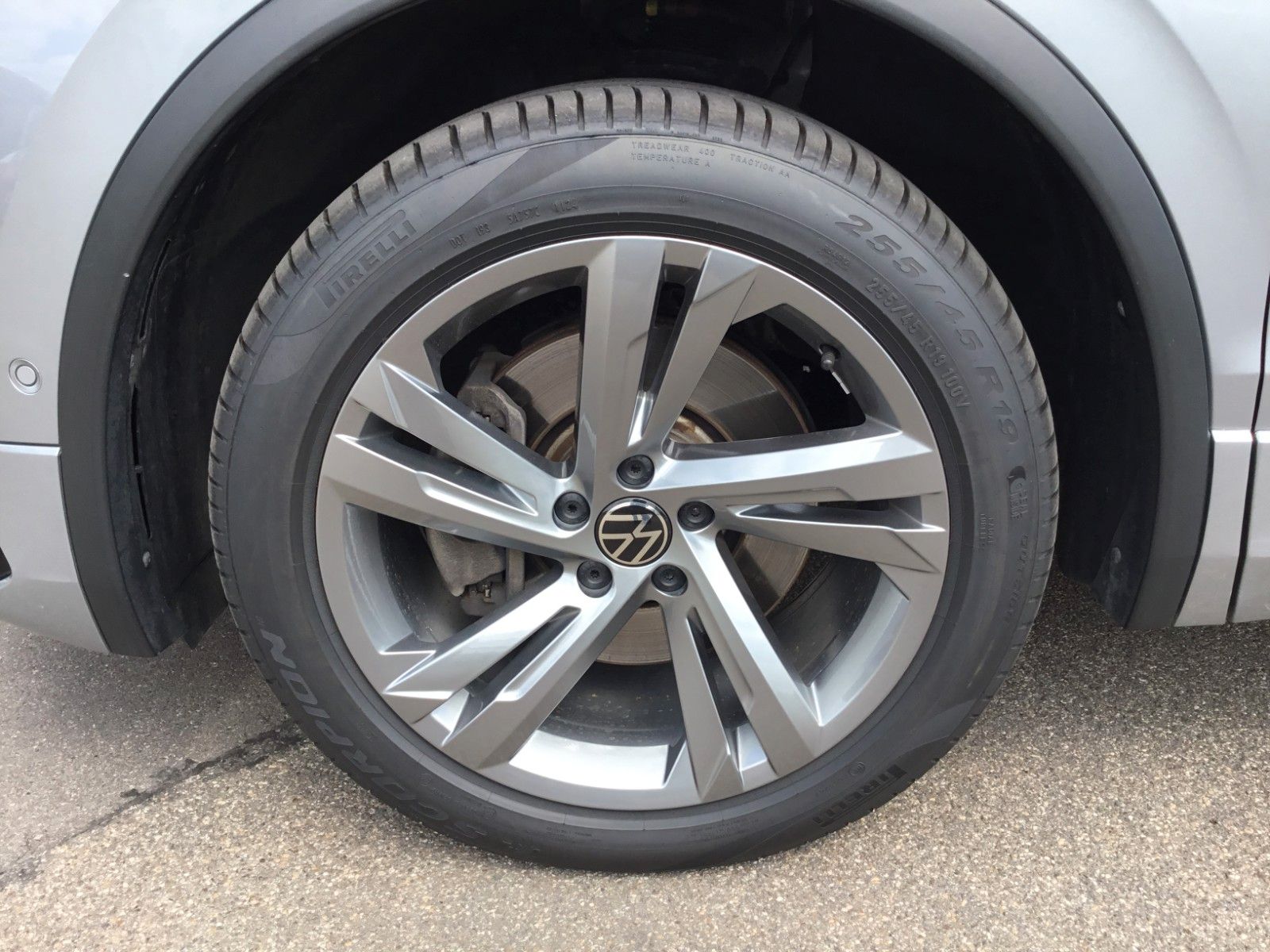 Fahrzeugabbildung Volkswagen Tiguan Allspace 2.0TDI DSG 4M R-Line+Standheizun