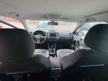 Volkswagen Tiguan - 6