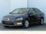 Volkswagen Passat 1.6 TDI Comfortline Klimaaut SHZ Alu 114g - Volkswagen Passat aus 2011 mit Diesel-Antrieb