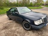 Mercedes-Benz 300 CE  - Mercedes-Benz 300 aus 1989: 300ce