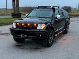 Nissan Navara 2.5 dCi DPF Autm. Platinum - gebrauchte Nissan Navara aus dem Jahr 2009