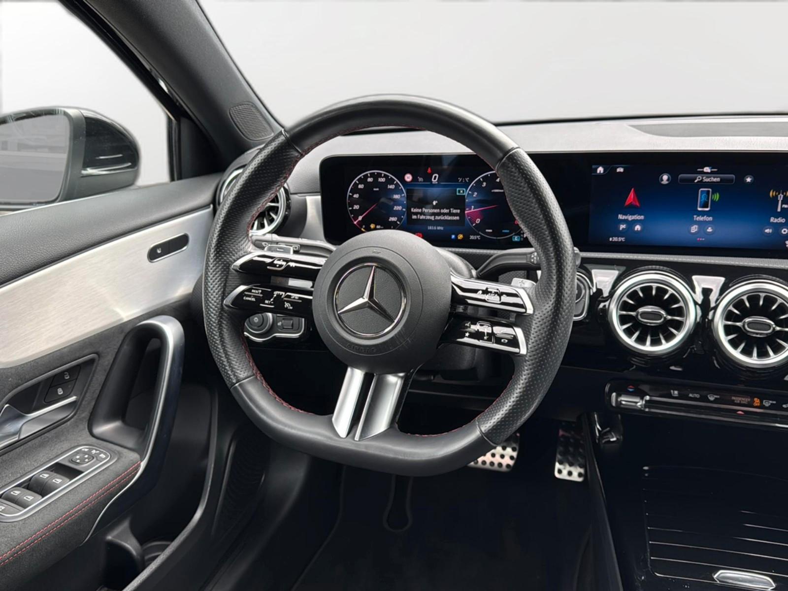 Mercedes-Benz A 250 4Matic AMG line