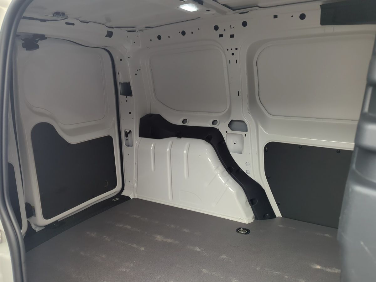 Volkswagen Caddy - Bild 10