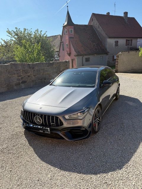 Mercedes-Benz CLA 45 AMG