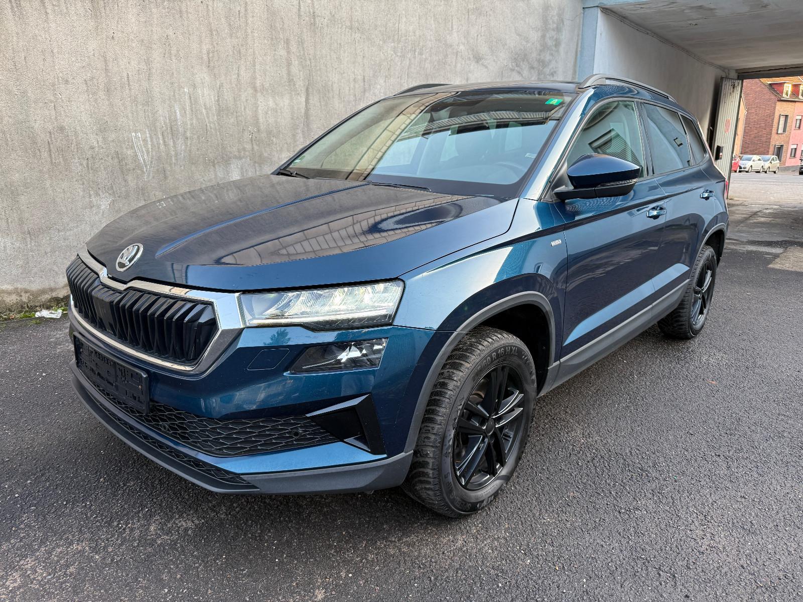 Skoda Karoq 1.5 TSI Tour *1.Hand/ACC/AHK/Kamera*
