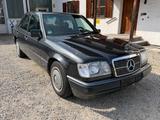 Mercedes-Benz W124 E 200 Automatik Sportline H-Kennzeichen - Mercedes-Benz W124