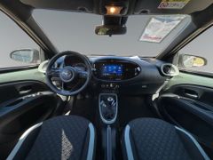 TOYOTA Aygo X Teamplayer