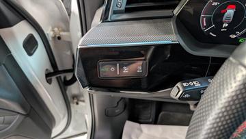 صورة مصغرة 30 لـ 2023 AUDI Q8 E-TRON