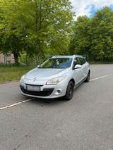 Renault Megane - Renault Megane aus 2010: Kombi