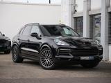 Porsche CAYENNE PLATINUM-LUFTF-PANO-HUD-MATRIX-BOSE-21RS
