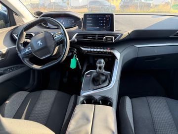 Peugeot 5008 - 12