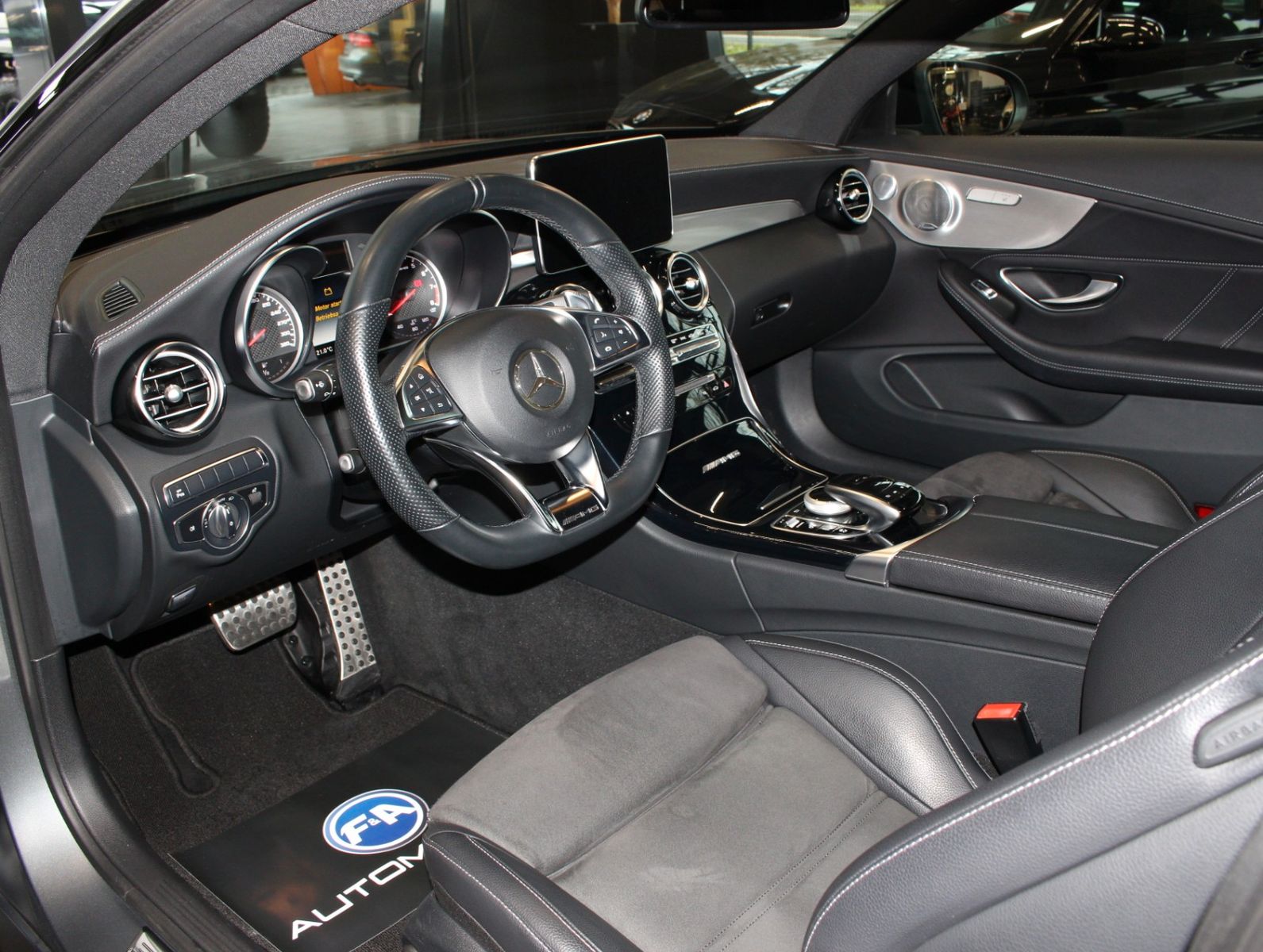 Fahrzeugabbildung Mercedes-Benz C 63 AMG *2.Hand Kamera*Kein OPF