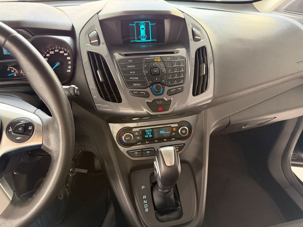 Image of Ford Grand Tourneo