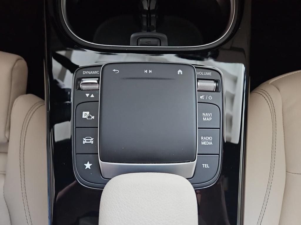 Fahrzeugabbildung Mercedes-Benz A 250 e Progressive Totw. Pano Memo LED 360° DAB