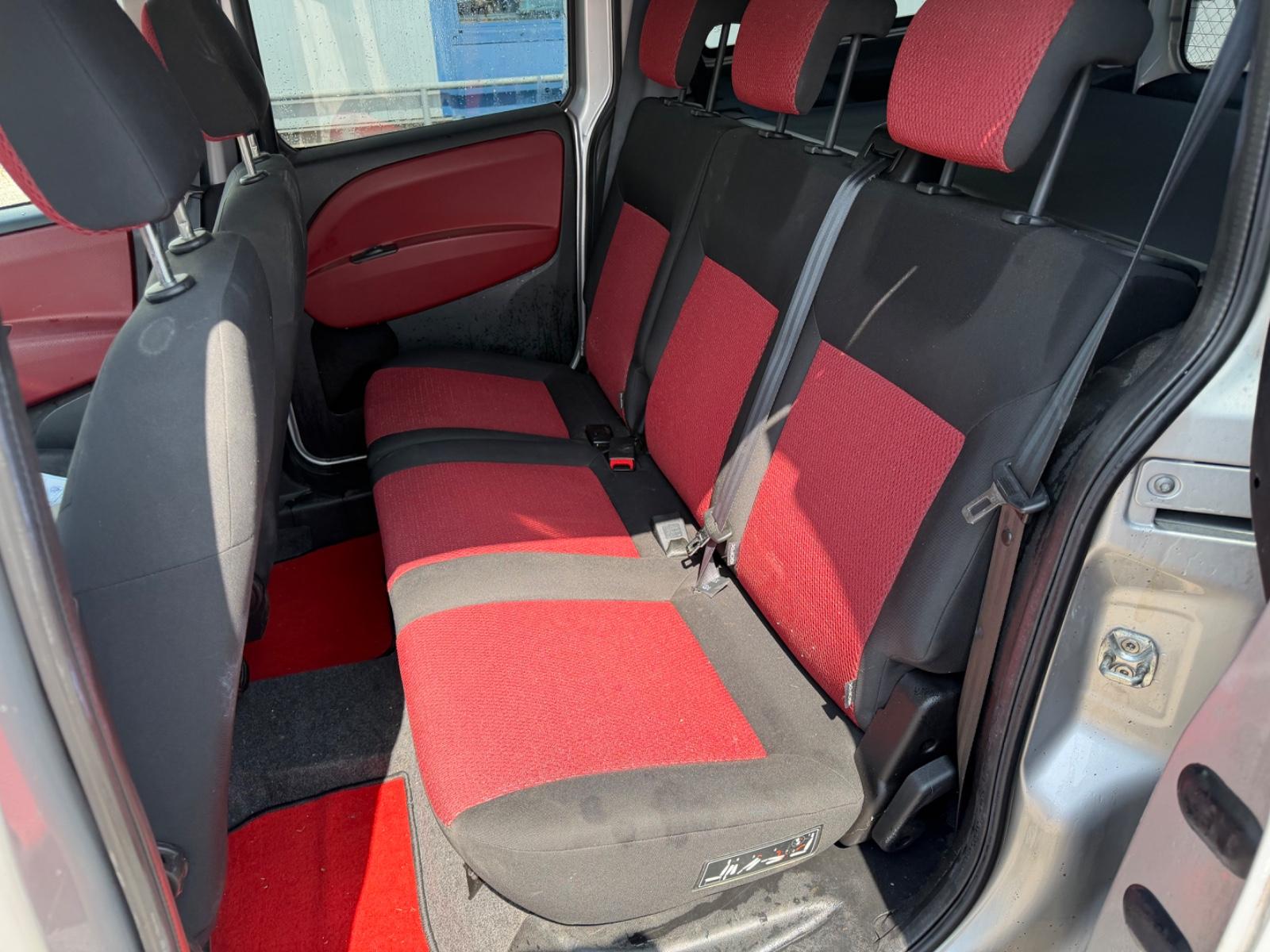 Fiat Doblo 2011 — photo 8