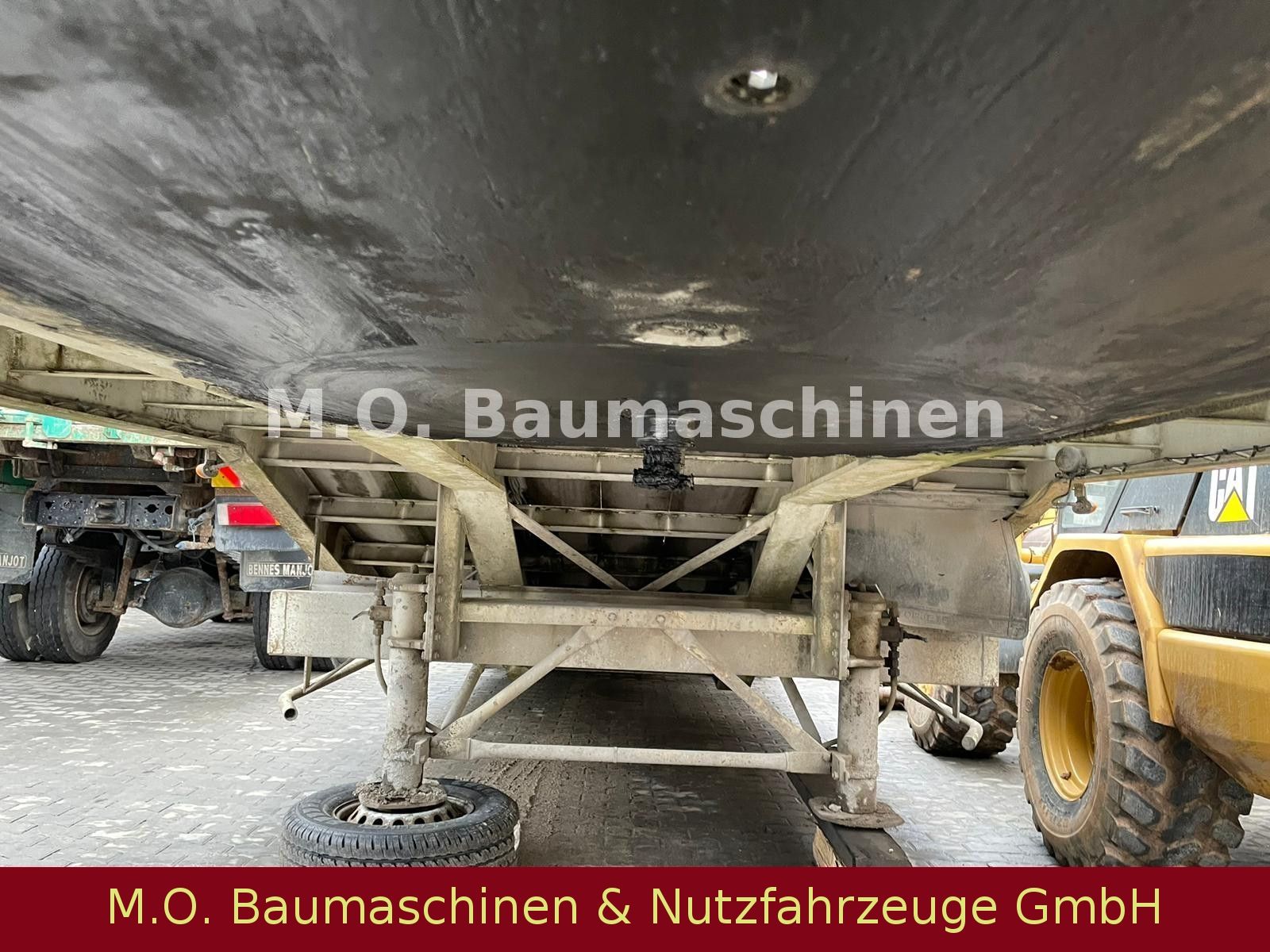 Fahrzeugabbildung Andere ACTM S38315CHC/ hydr. Rampen / Luftgefedert/34t