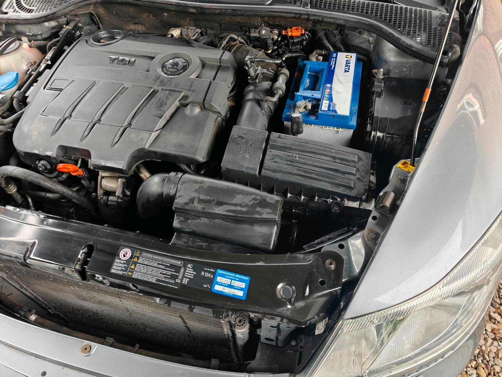 Skoda Octavia 2012 — photo 8