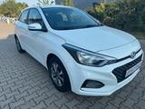 Hyundai i20 1.2 62kW Style  - Hyundai i20: 6.1