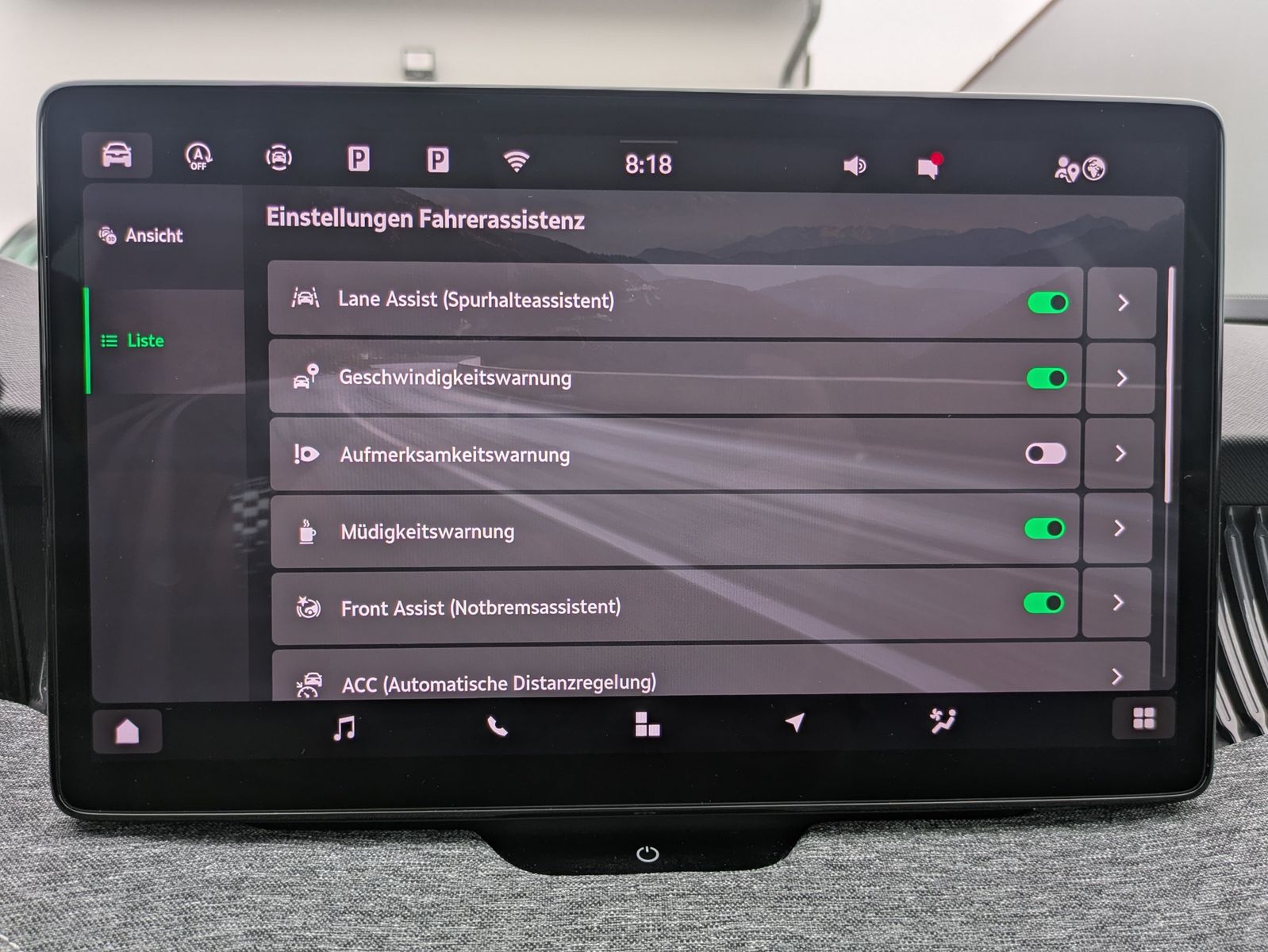 Fahrzeugabbildung SKODA Superb 2.0 TDI 4x4 Selection MATRIX*AHK*PANO*19"