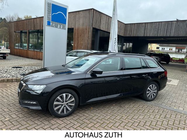 Skoda Superb Combi Ambition TDI DSG/AHK/Navi/RFK/Leder