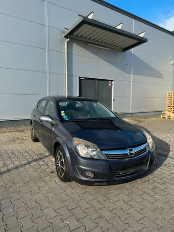 Opel astra 1.6 benzin tüv 09/26