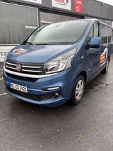 Fiat Talento - blaue Fiat Talento