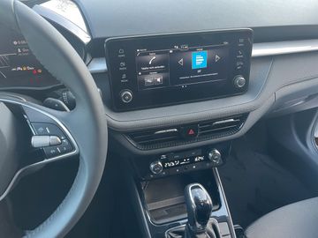 Skoda Fabia IV 1.0 TSI DSG Drive *2xPDC*CAM*DAB*LED*
