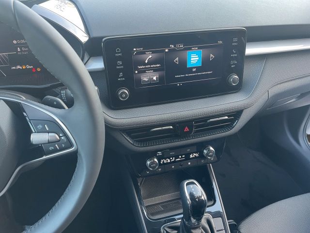 Skoda Fabia IV 1.0 TSI DSG Drive *2xPDC*CAM*DAB*LED*
