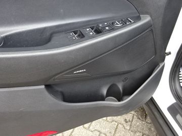 Fotografie 15 des Hyundai Tucson 1.6 N-Line 4WD *PANO*StHZ*DCT* LED