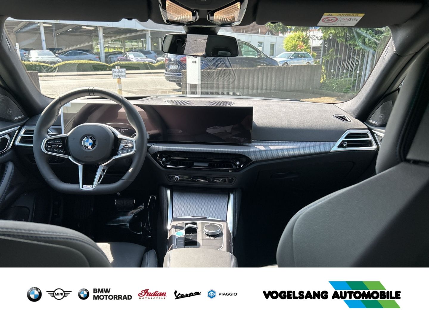 Fahrzeugabbildung BMW i4 eDrive35 Gran Coupe M Sport Harman/Kardon 19'