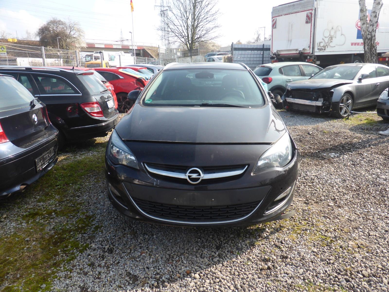Opel Astra J Sports Tourer Innovation