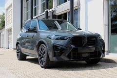 BMW X5 M Competition / BOWERS&WILKINS / SKY LOUNGE BMW X5 M Competition / BOWERS&WILKINS / SKY LOUNGE