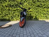 KTM Duke 125 Black Modelljahr 2022 Topzustand!