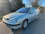 Renault Megane  1.4 16V/Tüv.03.2028/Klima/ - Renault aus 2001