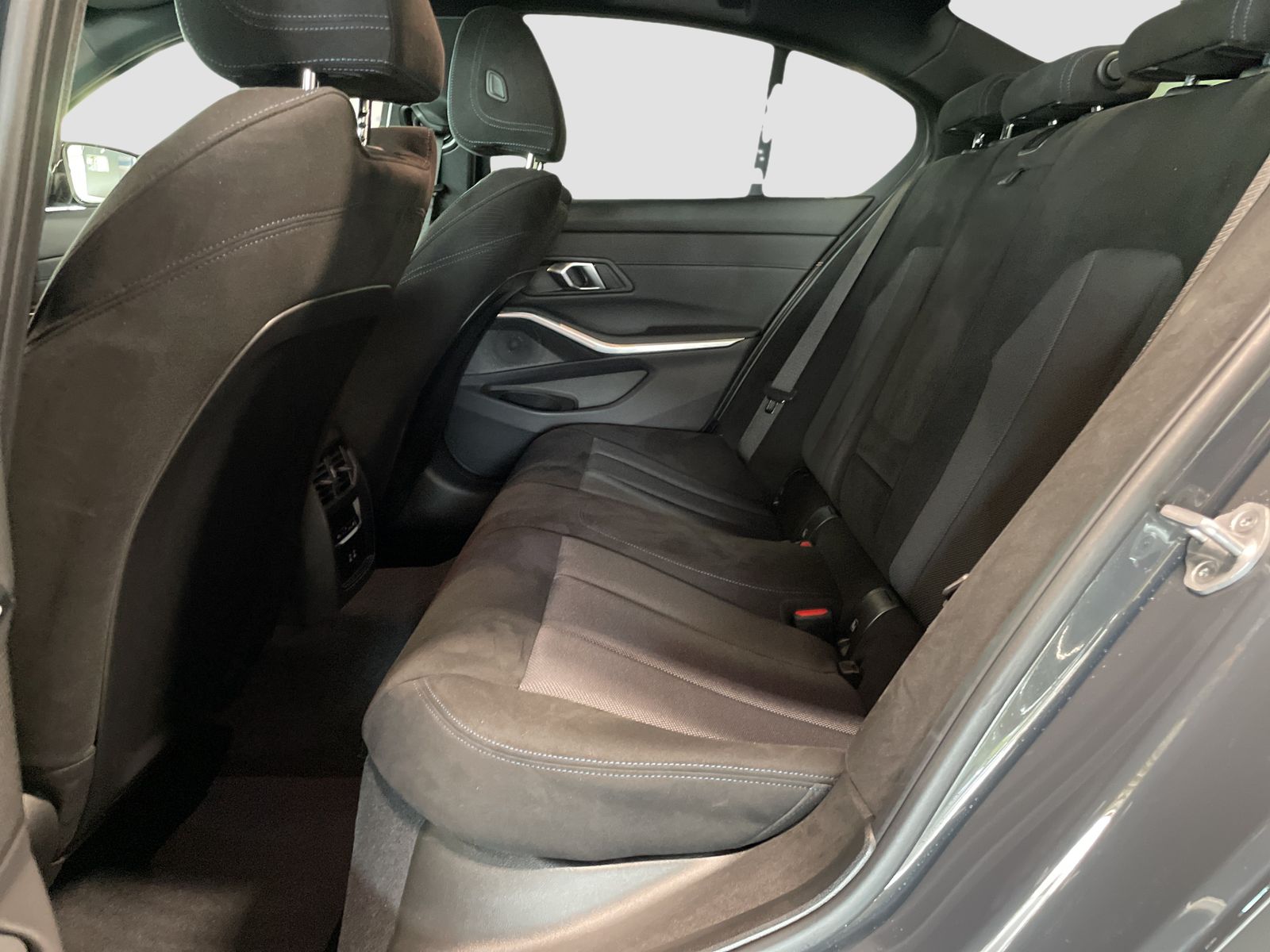 BMW 320 - Bild 13