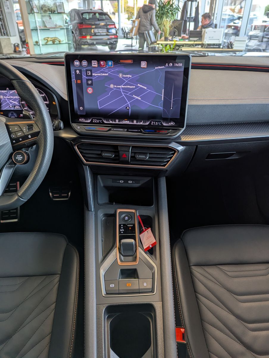 CUPRA Formentor 1.5 eTSI Leder Sennh DCC Kamera Matrix - Image 19