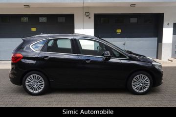 BMW 220 Active Tourer - 2