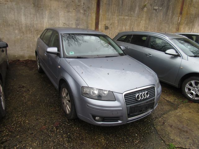 Audi A3 Sportback 1.6 Attraction,KLIMA,ALU.