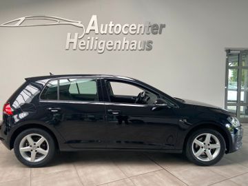 Volkswagen Golf - 2