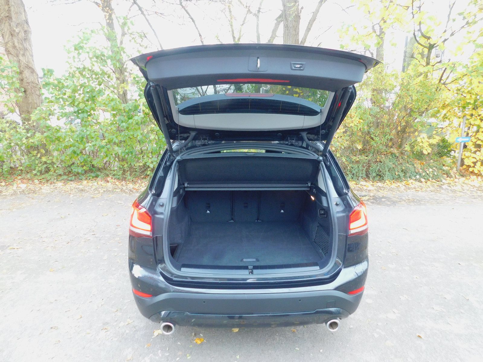 BMW X1 sDrive18d  Head-up Disply LED Navi Kamera AHK foto 14