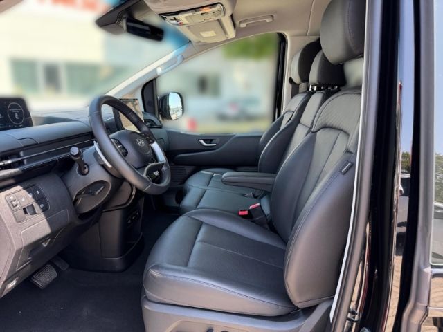 Fahrzeugabbildung Hyundai STARIA HEV 9-Sitzer (MY25) 1.6 T-GDI (225 PS) Pr