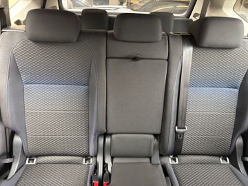 Volkswagen Tiguan Allspace - 12