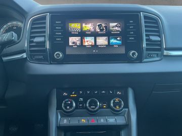 Skoda Karoq 1.5 TSI Clever *2XPDC*4XSHZ*LED*NAV* NAVI