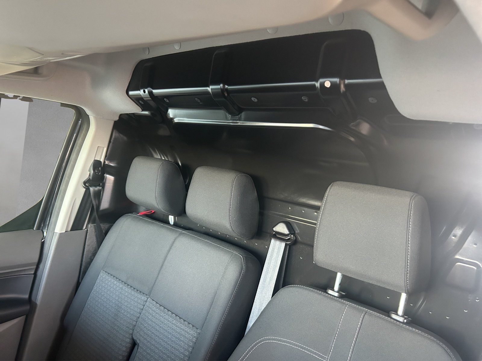 Fahrzeugabbildung Ford FORD Transit Connect 210 L2 S&S
