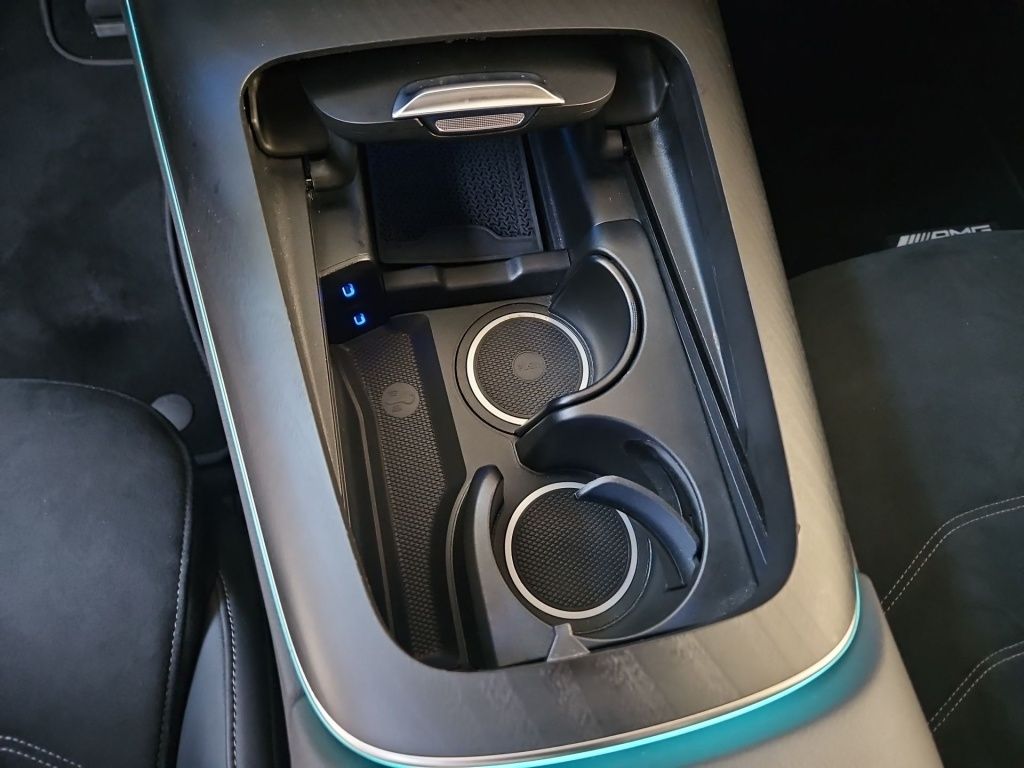 Fahrzeugabbildung Mercedes-Benz E 300 eT AMG Night AHK ACC Superscreen Airm 360°