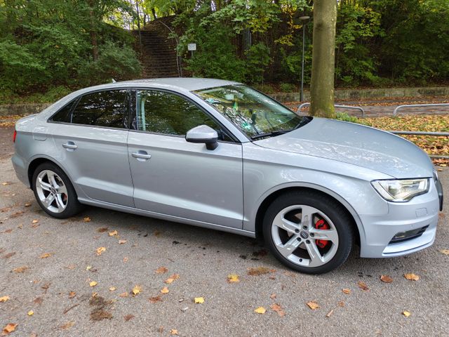 AUDI A3 limousine - 2.0 TDI S tronic design