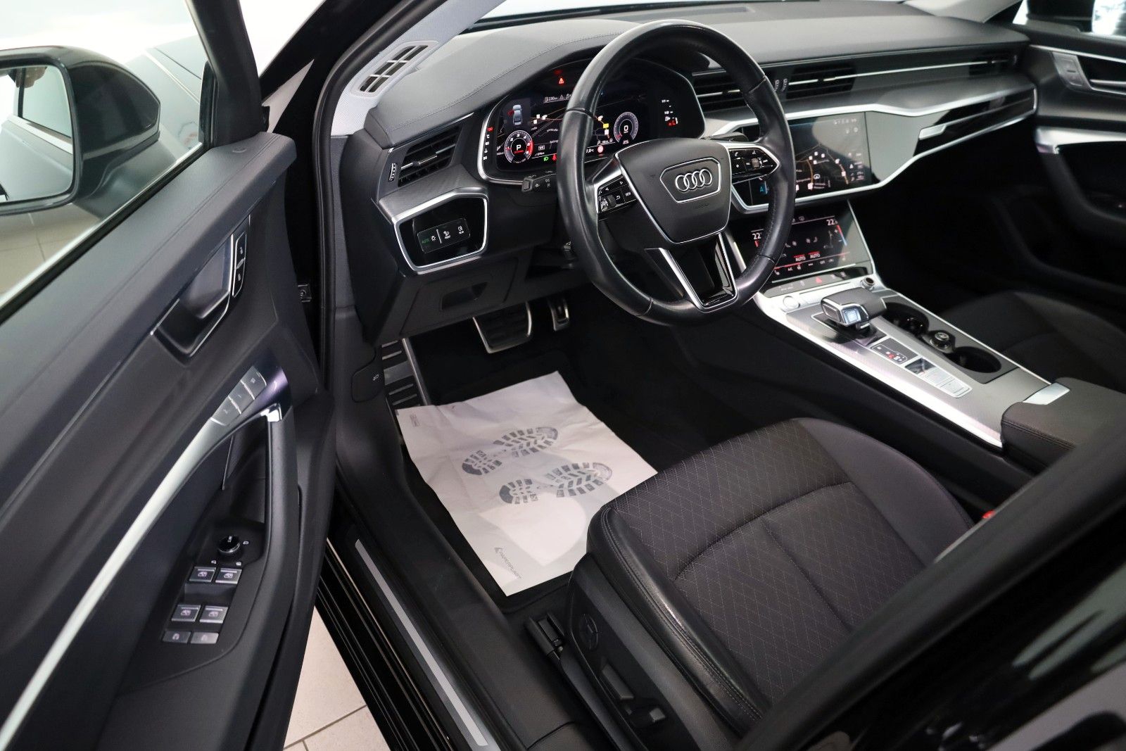Fahrzeugabbildung Audi A6 Lim. 40 TDI design T.Leder,Navi,LED,ACC,SR+WR