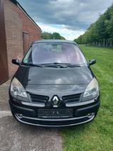 Renault Scenic Avantage 1.9 dCi FAP 96kW Avantage - Renault Scenic mit Diesel-Antrieb: 1.9