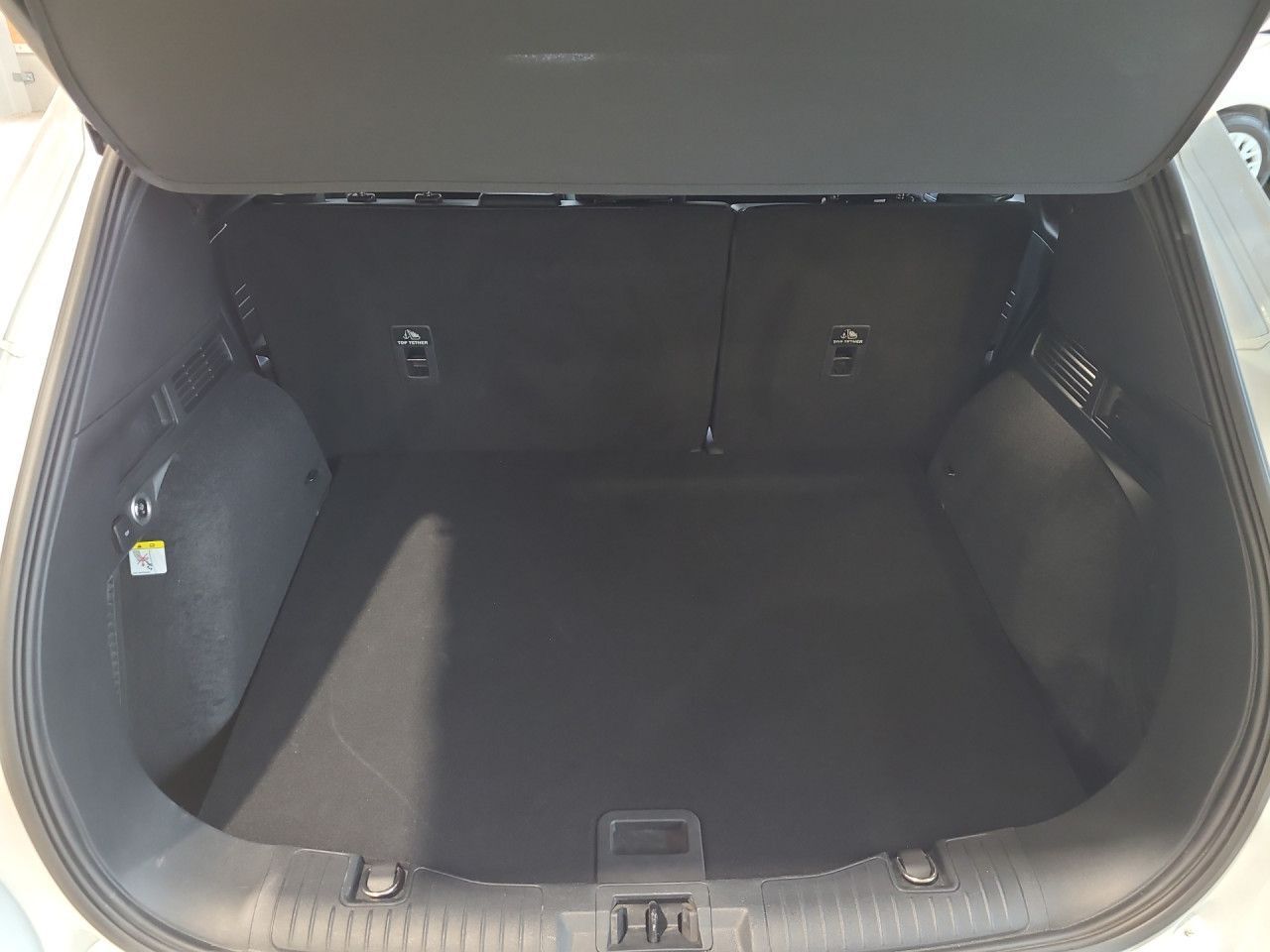 Ford Kuga ST-Line X Automatik Allrad Sportpaket Navi foto 15